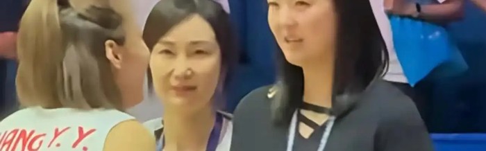 开云体育APP-温柔落幕，向阳而生！张常宁现身世联赛，球迷暖心送祝福|中国女排|泰国女排|王媛媛|唐欣|女排_新浪体育_新浪新闻