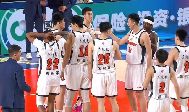 kaiyun-丢人！爆冷输新疆，广东揪3战犯：MVP0得分，三分王6中0葬送全局