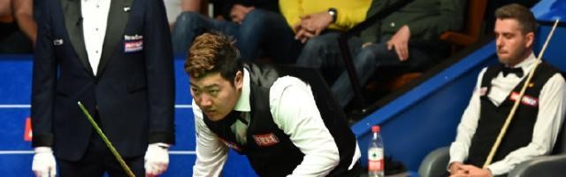 开云体育官网-颜丙涛力克塞尔比进八强 创世锦赛单局用时纪录