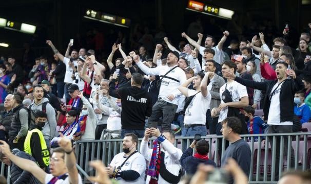 开云-梁宏业：巴萨灾难式出局全是客队球迷来太多的锅？