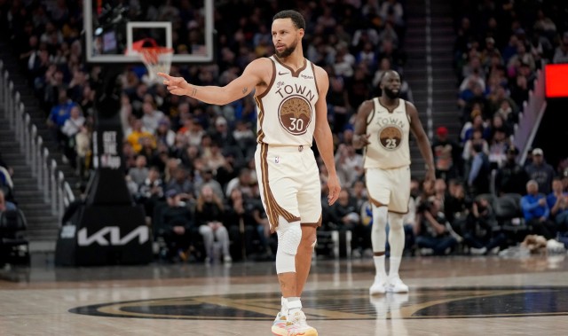 科尔：库里参与了全部训练 打马刺不会上场打骑士可能性也不大