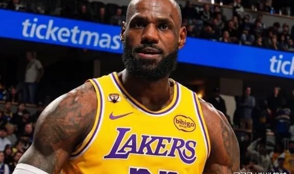 开云体育APP-湖人逆转詹姆斯又成主角，特定数据断层领先，赛后鼓励胖虎再圈粉