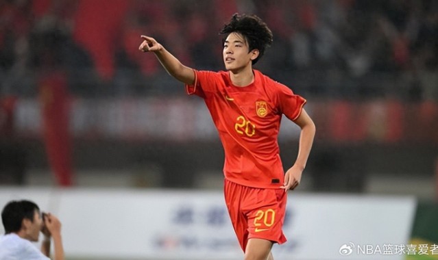 开云体育网址-意外！朱鹏宇意外成中国球员留洋热门人选，球迷却表示是谣言|大连英博|英博|德甲|国足|中国男足_新浪体育_新浪新闻